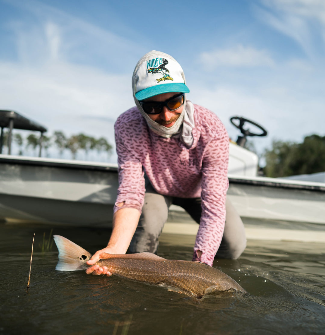 Saltwater Fly Essentials Sun Hoodie - Berry