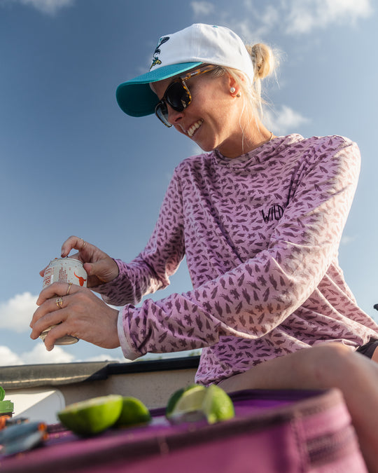 Saltwater Fly Essentials Sun Hoodie - Berry